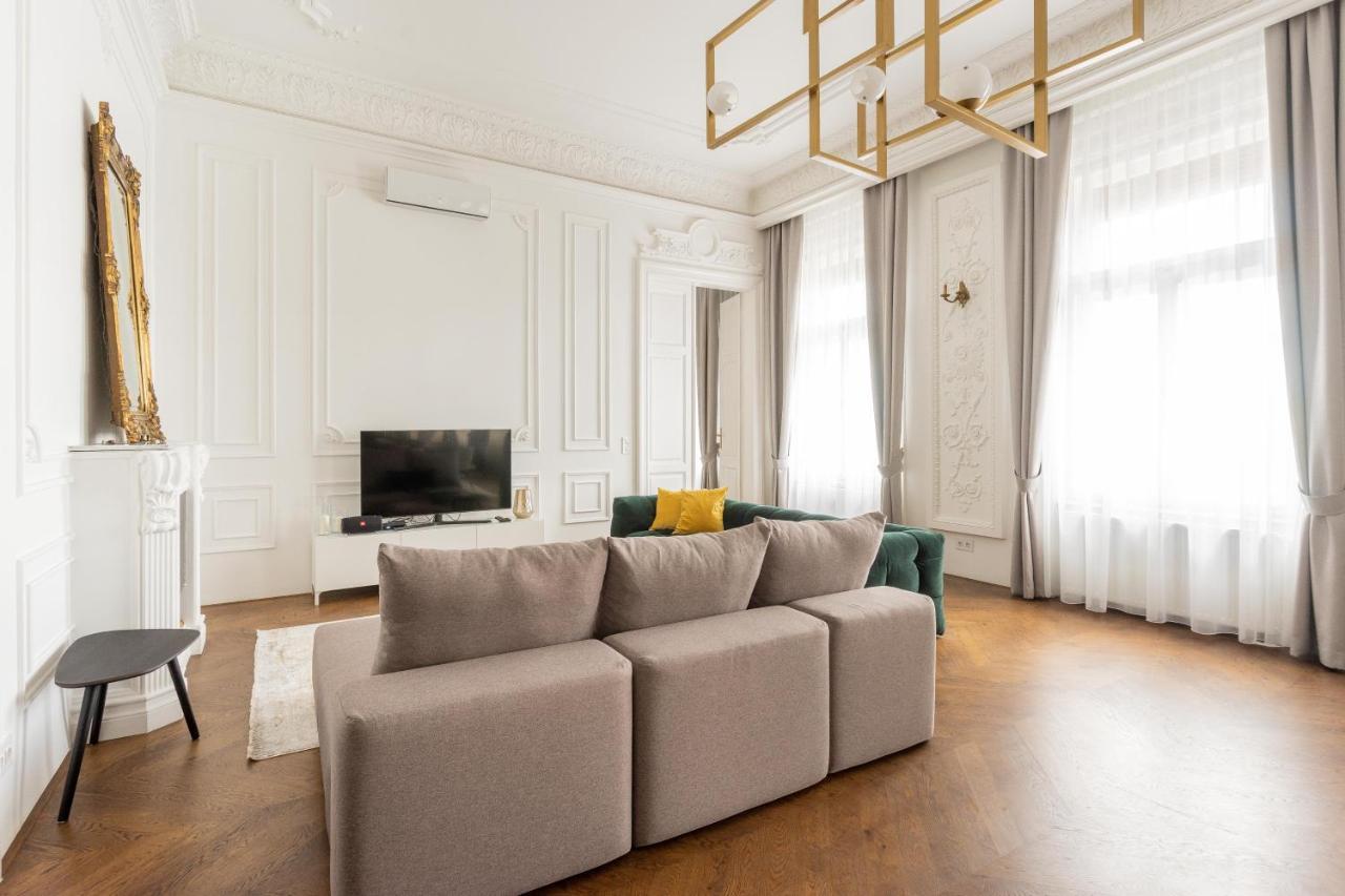 Riverside Apartment Budapest